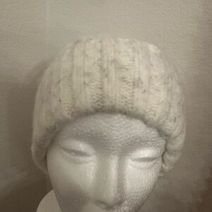 H&M Soft White Knit Hat
